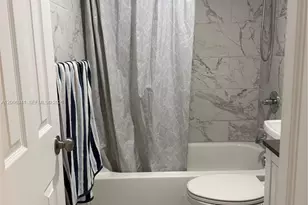 15610 NE 6th Ave, Miami, FL 33162 - Photo 13