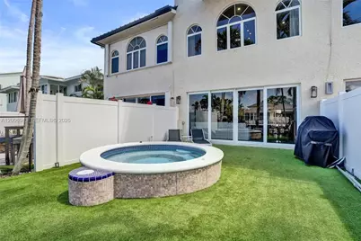 2739 NE 15th St, Fort Lauderdale, FL 33304 - Photo 39