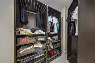 100 Bayview Dr, Sunny Isles Beach, FL 33160 - Photo 19