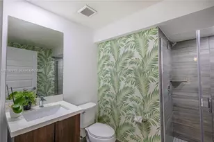 8805 NW 103rd Pl, Doral, FL 33178 - Photo 13