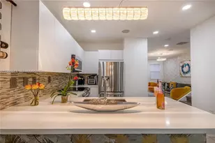 8805 NW 103rd Pl, Doral, FL 33178 - Photo 5