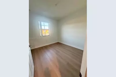9228 W 33rd Way #9828, Hialeah, FL 33018 - Photo 19