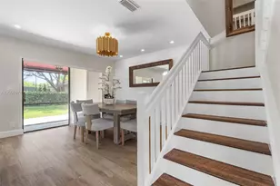 9161 Vineyard Lake Dr, Plantation, FL 33324 - Photo 9