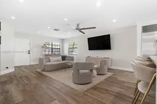 9161 Vineyard Lake Dr, Plantation, FL 33324 - Photo 19