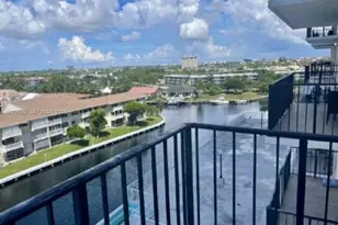 427 Golden Isles Dr, Hallandale Beach, FL 33009 - Photo 21