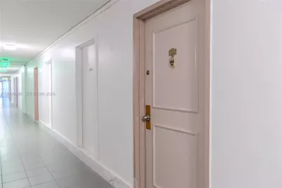 401 Ocean Dr #222, Miami Beach, FL 33139 - Photo 15