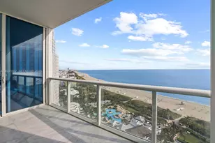 100 S Pointe Dr, Miami Beach, FL 33139 - Photo 23