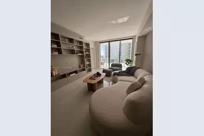 1300 Brickell Bay Dr #604, Miami, FL 33131 - Photo 13
