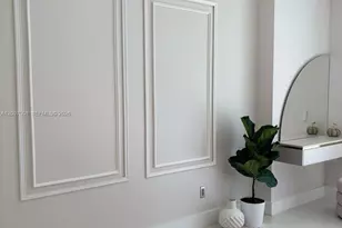 1300 Brickell Bay Dr, Miami, FL 33131 - Photo 19