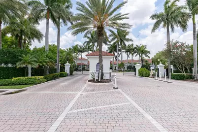 120 Villa Cir #120, Boynton Beach, FL 33435 - Photo 1