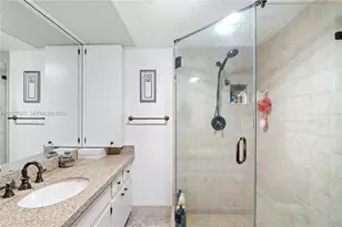 900 SW 12th St, Fort Lauderdale, FL 33315 - Photo 11