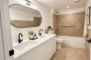 450 S Park Rd, Hollywood, FL 33021 - Photo 11