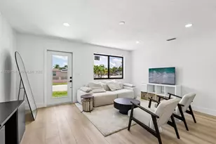 6595 SW 31st St, Miami, FL 33155 - Photo 7