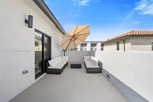 8387 NW 43rd St, Doral, FL 33166 - Photo 23