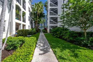 3245 NE 184th St, Aventura, FL 33160 - Photo 7
