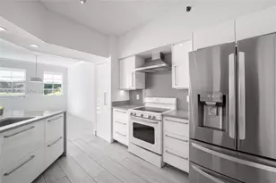 3245 NE 184th St, Aventura, FL 33160 - Photo 15