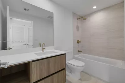 77 SE 5th St #PH01, Miami, FL 33131 - Photo 27
