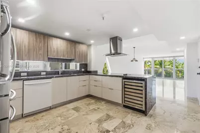 7824 Collins Ave #401, Miami Beach, FL 33141 - Photo 15
