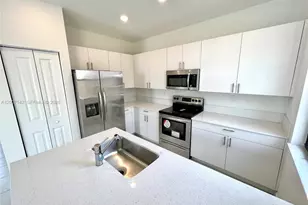 23464 SW 129th Ave, Homestead, FL 33032 - Photo 7