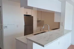 275 NE 18th St, Miami, FL 33132 - Photo 13