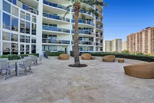 17201 Collins Ave, Sunny Isles Beach, FL 33160 - Photo 31