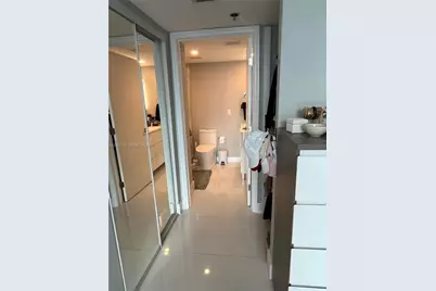 540 Brickell Key Dr #1809, Miami, FL 33131 - Photo 23