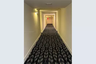 540 Brickell Key Dr #1809, Miami, FL 33131 - Photo 9