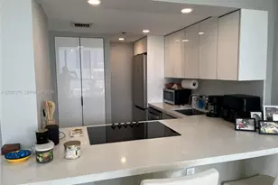 540 Brickell Key Dr, Miami, FL 33131 - Photo 13