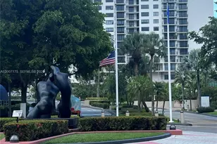 540 Brickell Key Dr, Miami, FL 33131 - Photo 5