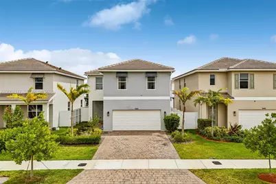 1660 SE 6th St, Homestead, FL 33033 - Photo 3