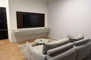 398 NE 5th St, Miami, FL 33132 - Photo 11