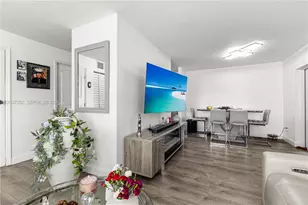 203 NE 12th Ave, Homestead, FL 33030 - Photo 9