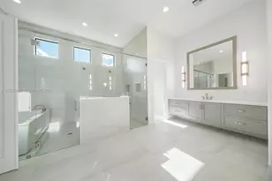 11900 SW 14th Pl, Davie, FL 33325 - Photo 31