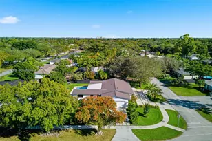 8625 SW 147th St, Palmetto Bay, FL 33158 - Photo 41