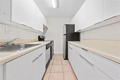 10500 SW 108th Ave #B211, Miami, FL 33176 - Photo 13