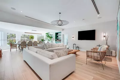 815 NE 76th St, Miami, FL 33138 - Photo 23