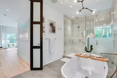 815 NE 76th St, Miami, FL 33138 - Photo 15