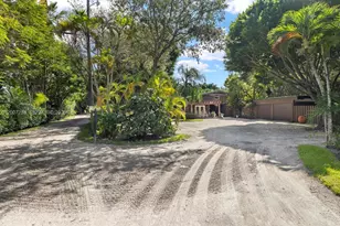 14996 50th St S, Wellington, FL 33414 - Photo 3