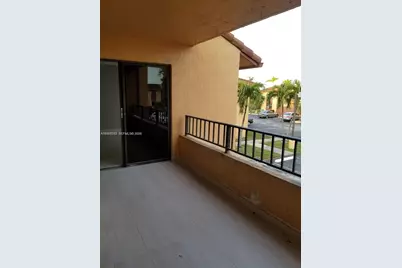 10847 NW 7th St #16-22, Miami, FL 33126 - Photo 9