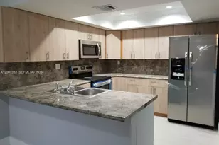 10847 NW 7th St, Miami, FL 33126 - Photo 3