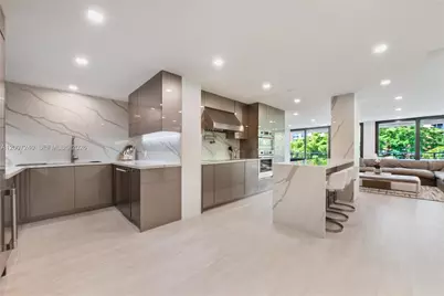 2901 S Bayshore Dr #5E, Miami, FL 33133 - Photo 3
