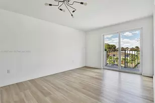 620 SW 10th St, Miami, FL 33130 - Photo 9