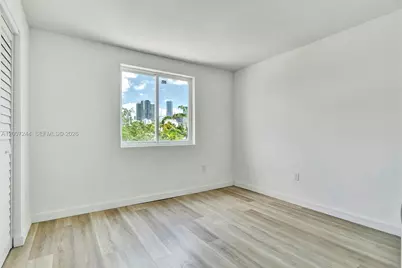 620 SW 10th St #301, Miami, FL 33130 - Photo 11