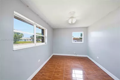 2724 Acapulco Dr, Miramar, FL 33023 - Photo 17