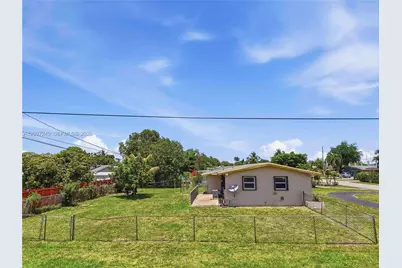 2724 Acapulco Dr, Miramar, FL 33023 - Photo 5