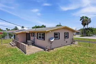 2724 Acapulco Dr, Miramar, FL 33023 - Photo 25