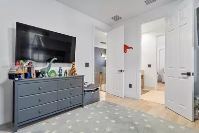 9830 NW 86 Ter, Doral, FL 33178 - Photo 21