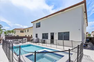 9830 NW 86th Terrace, Doral, FL 33178 - Photo 43