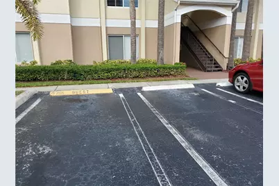815 W Boynton Beach Blvd #14-102, Boynton Beach, FL 33426 - Photo 3
