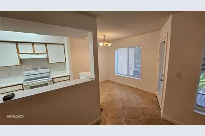815 W Boynton Beach Blvd #14-102, Boynton Beach, FL 33426 - Photo 9